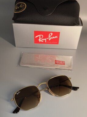 Unused Ray-Ban RB3548-N Glossy Gold Frame Brown Gradient Lens 50-21 Sunglasses